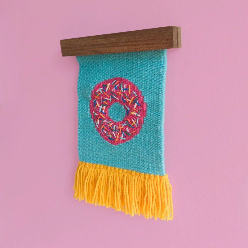Donut El Dokuma Duvar Dekoru