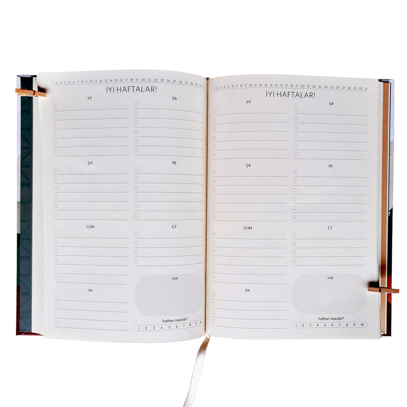 Indefinite and Dateless Planner | A New Day - Nature