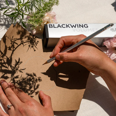 Palomino Blackwing Volume 140 Dengeli Grafit Ahşap Kalem