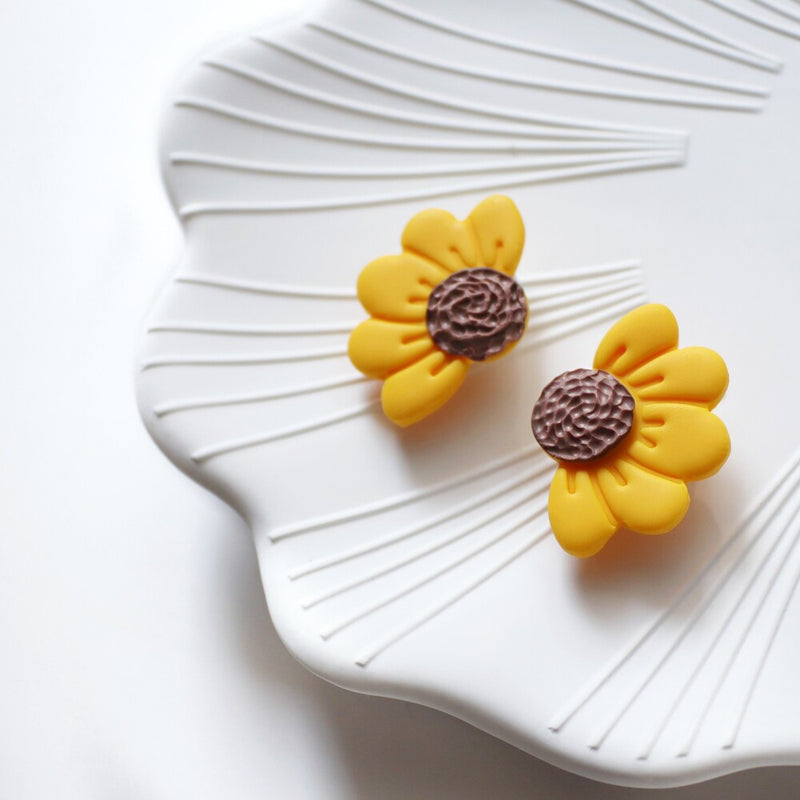 Button Sunflower Earring