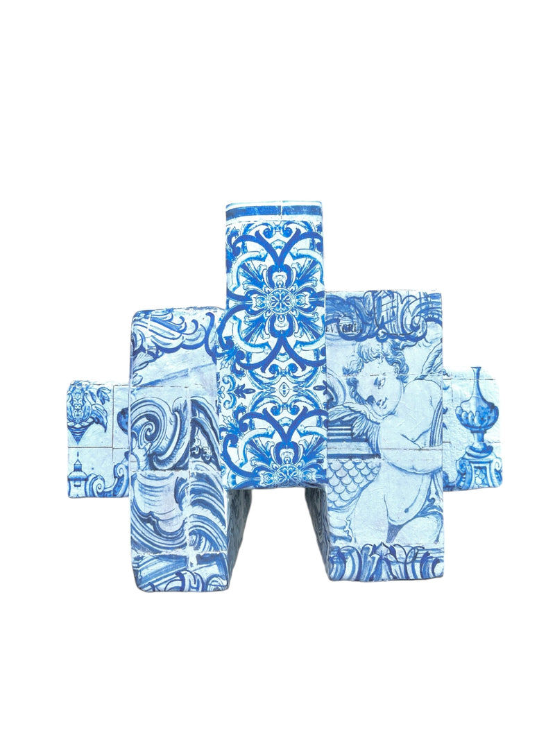 Dicas Blue Ceramic Coffee Table