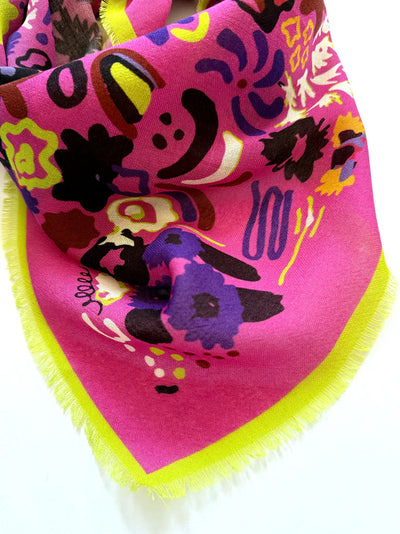 Les Fleurs Pink Wool Scarf