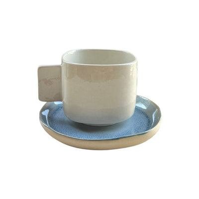 #color_white-cup-blue-plate