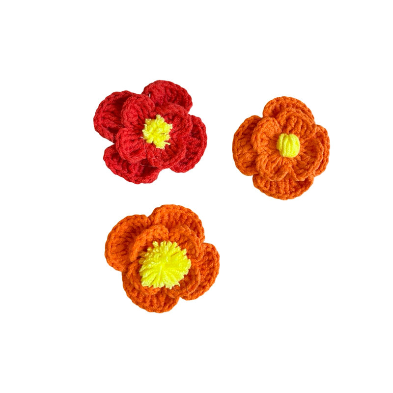 Knitted Flower Clasp