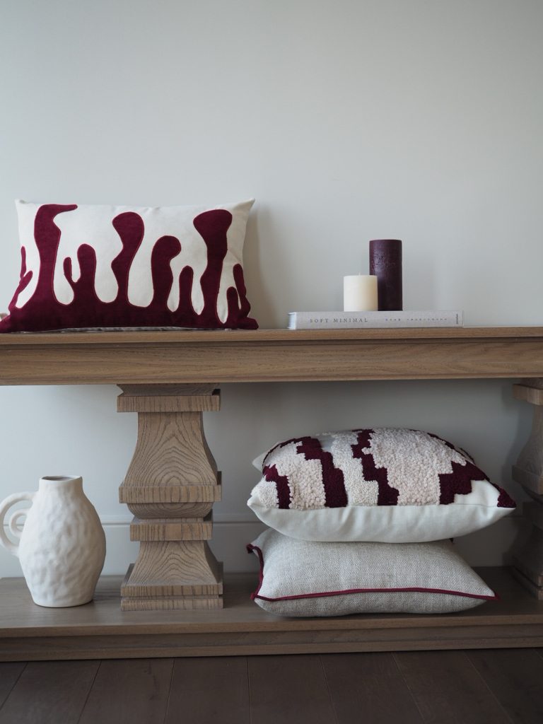 Felice Burgundy