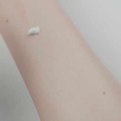 Broad Spectrum SPF 50+ Sunscreen - 01 Light