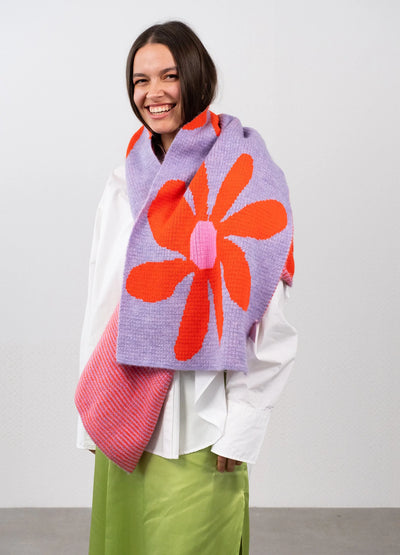 Big Flower Jacquard Knitted Scarf